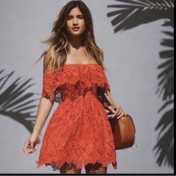 Lovers + Friends Dresses & Skirts - NWT Lover + Friends Womens Mini Lace Dress Size S Cherry Red Dopamine Dressing